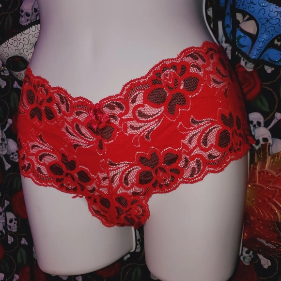 ❤Perfect Valentines Day Red Black & WHT Lace Booty Shorts Size L❤ - Picture 3 of 8